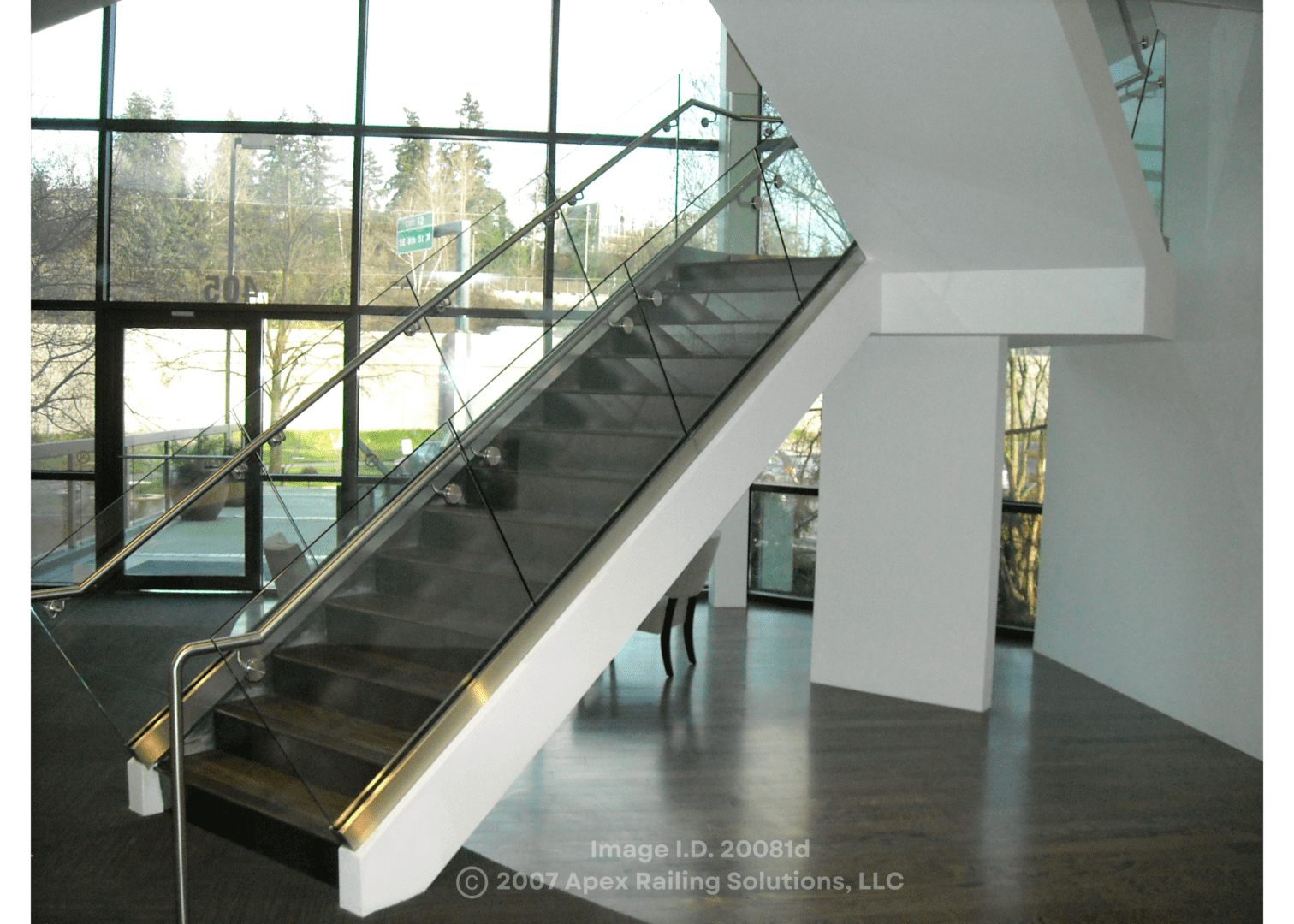 Interior glass railing installers